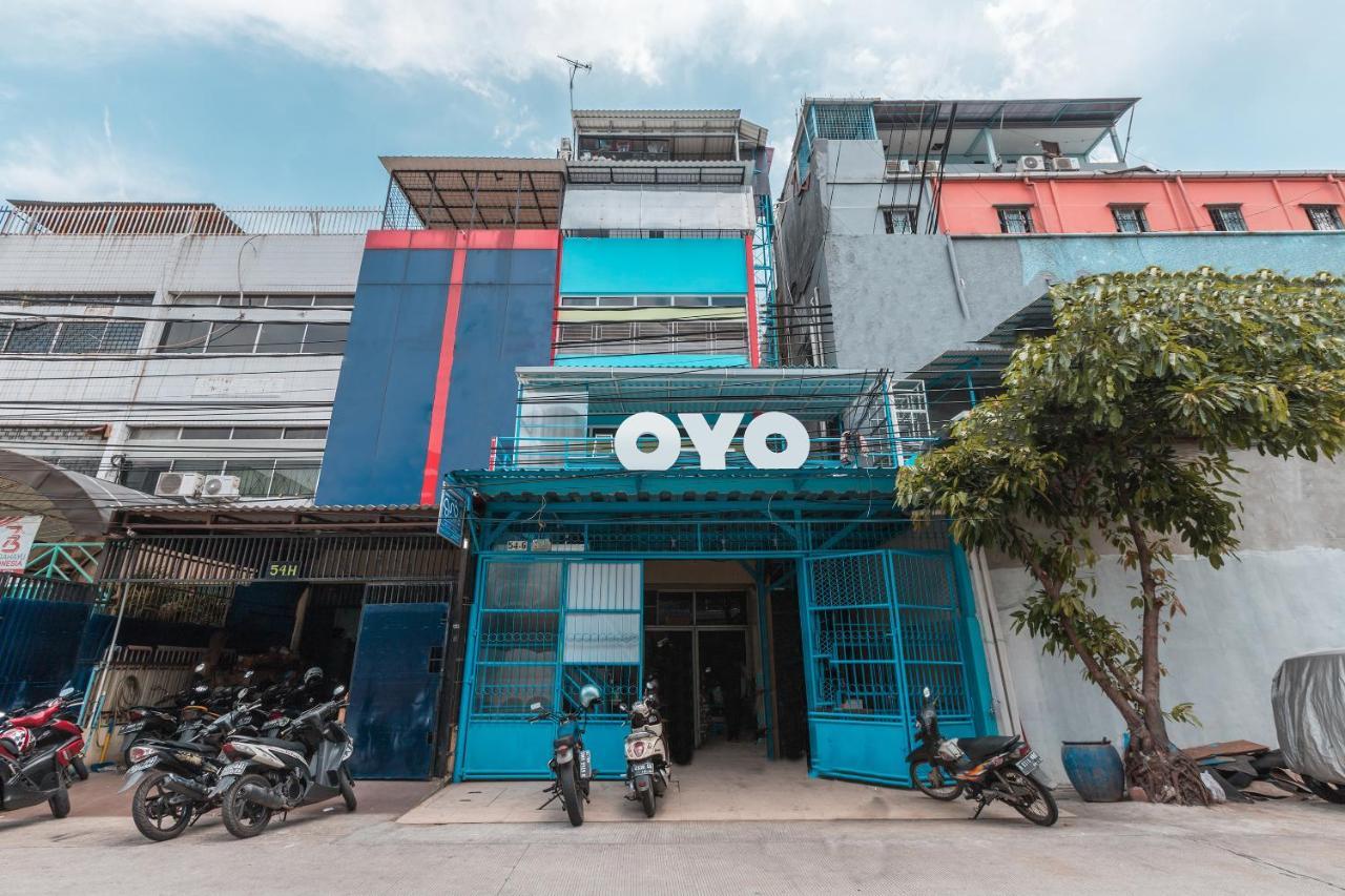 Oyo 478 Balcon Biru Hotel Jakarta Exterior photo